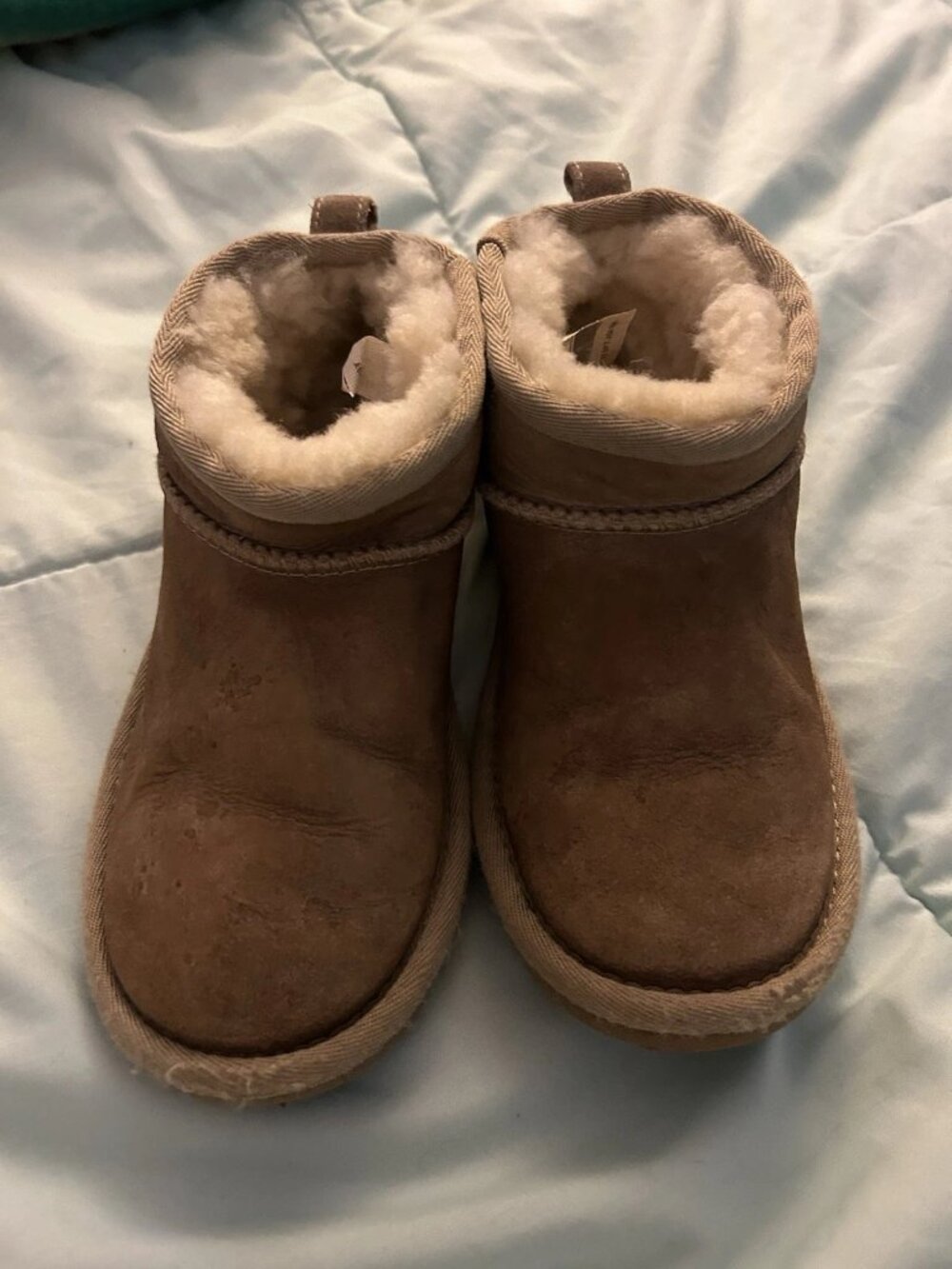 UGG Classic Ultra Mini Platform Boot Girls Size 13 Chestnut Brown